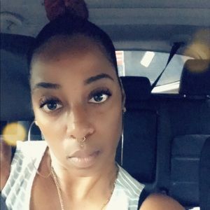 Meet your Posher, Cecile